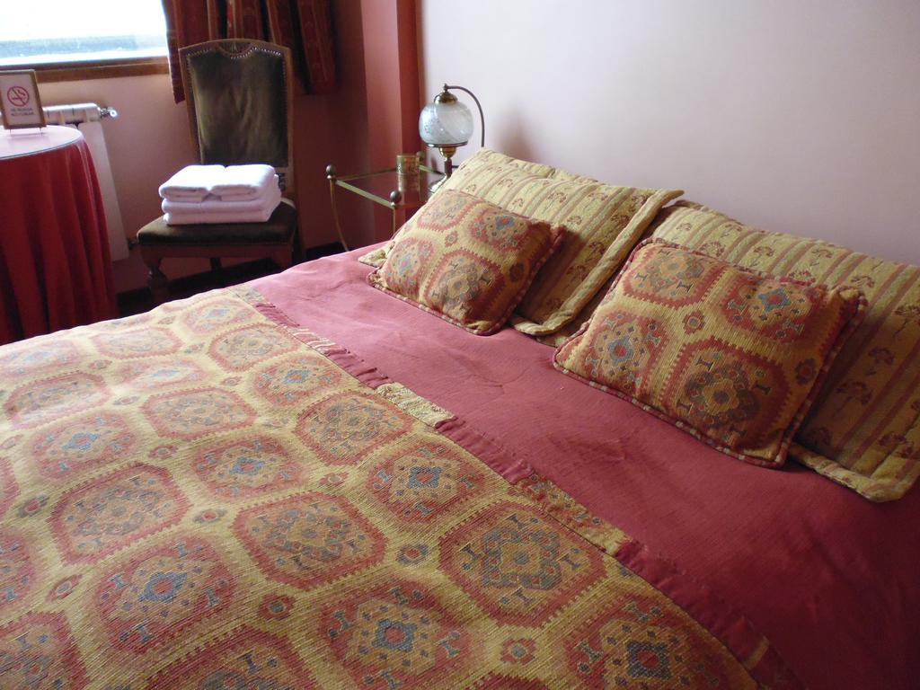 Hosteria Residencia Linares Ushuaia Zimmer foto